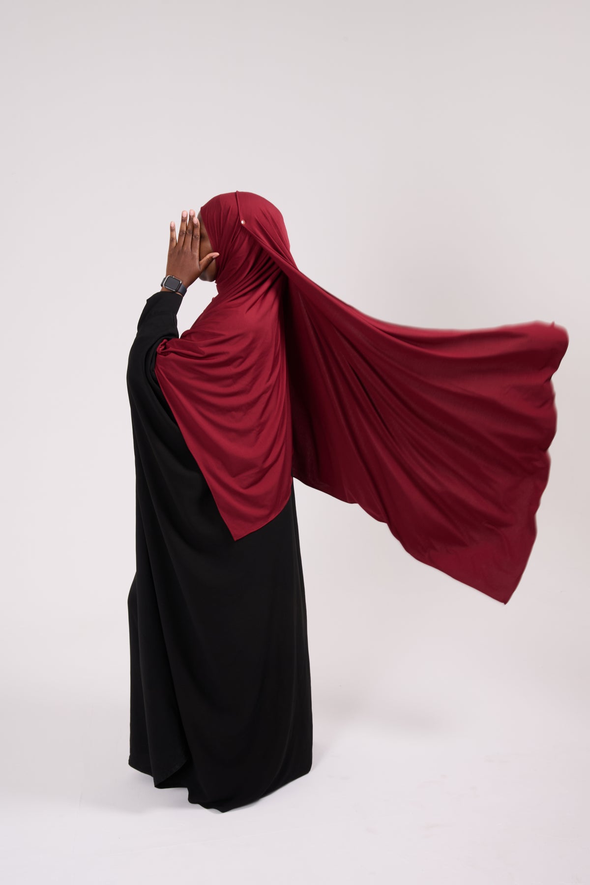 Hijab Kodoré en tissu jersey à clips : la référence des hijabs pratiques.