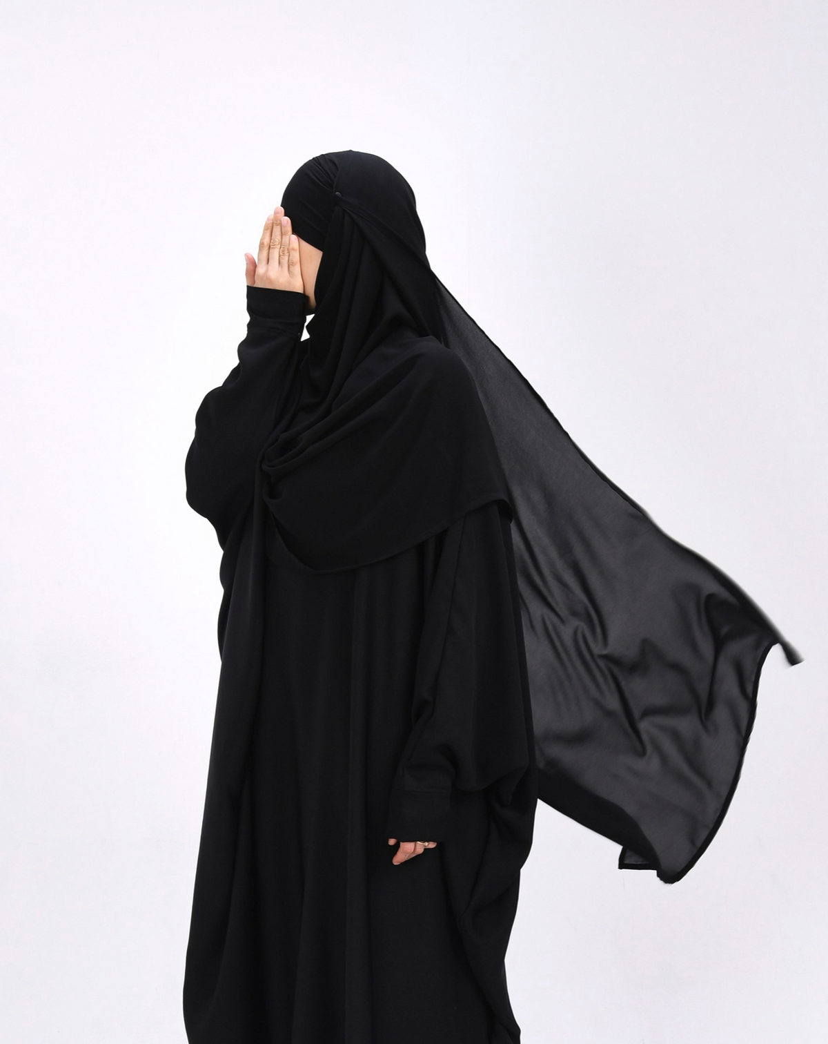 Hijab Hajar à clips mousseline saoudienne : le hijab que toutes nos clientes redemandent.