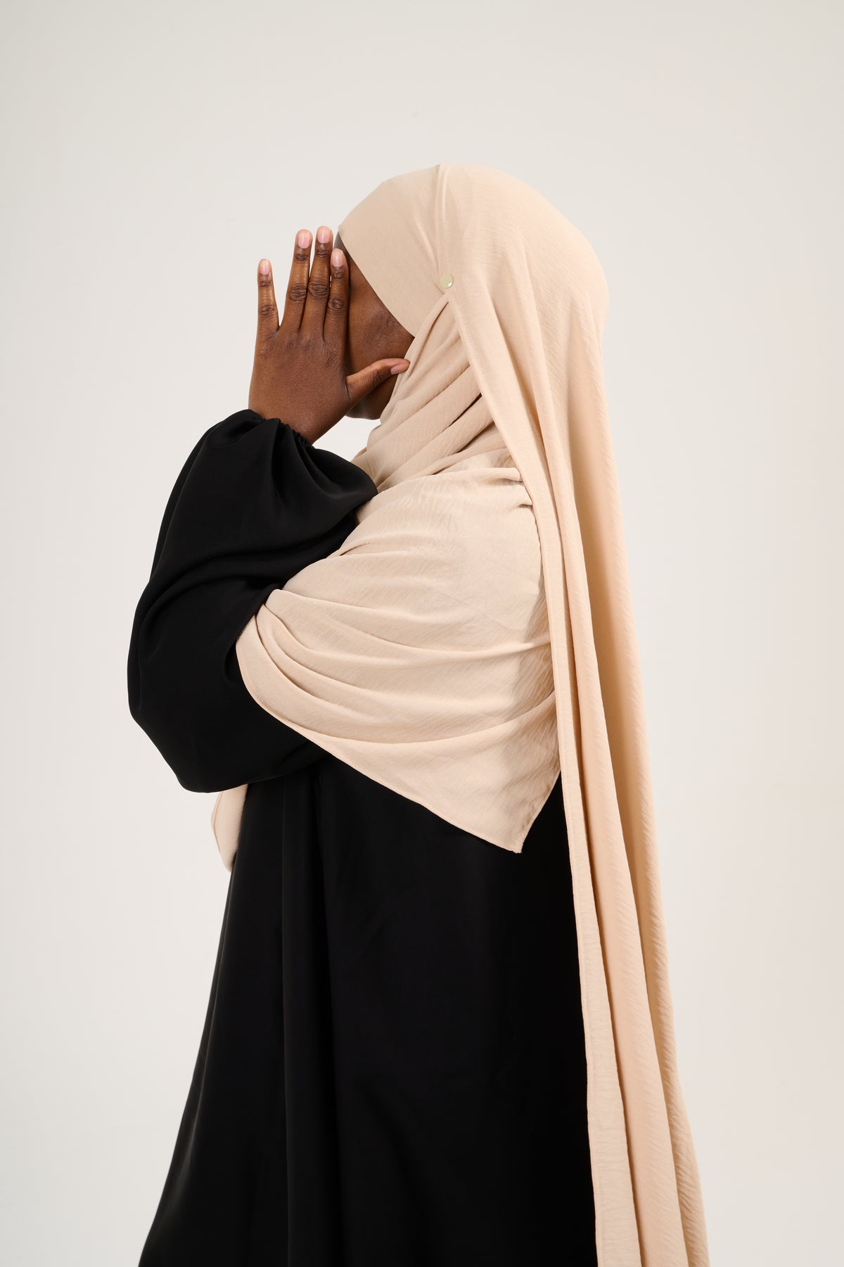 Hijab Hajar Jazz à clips : l'élégance au quotidien