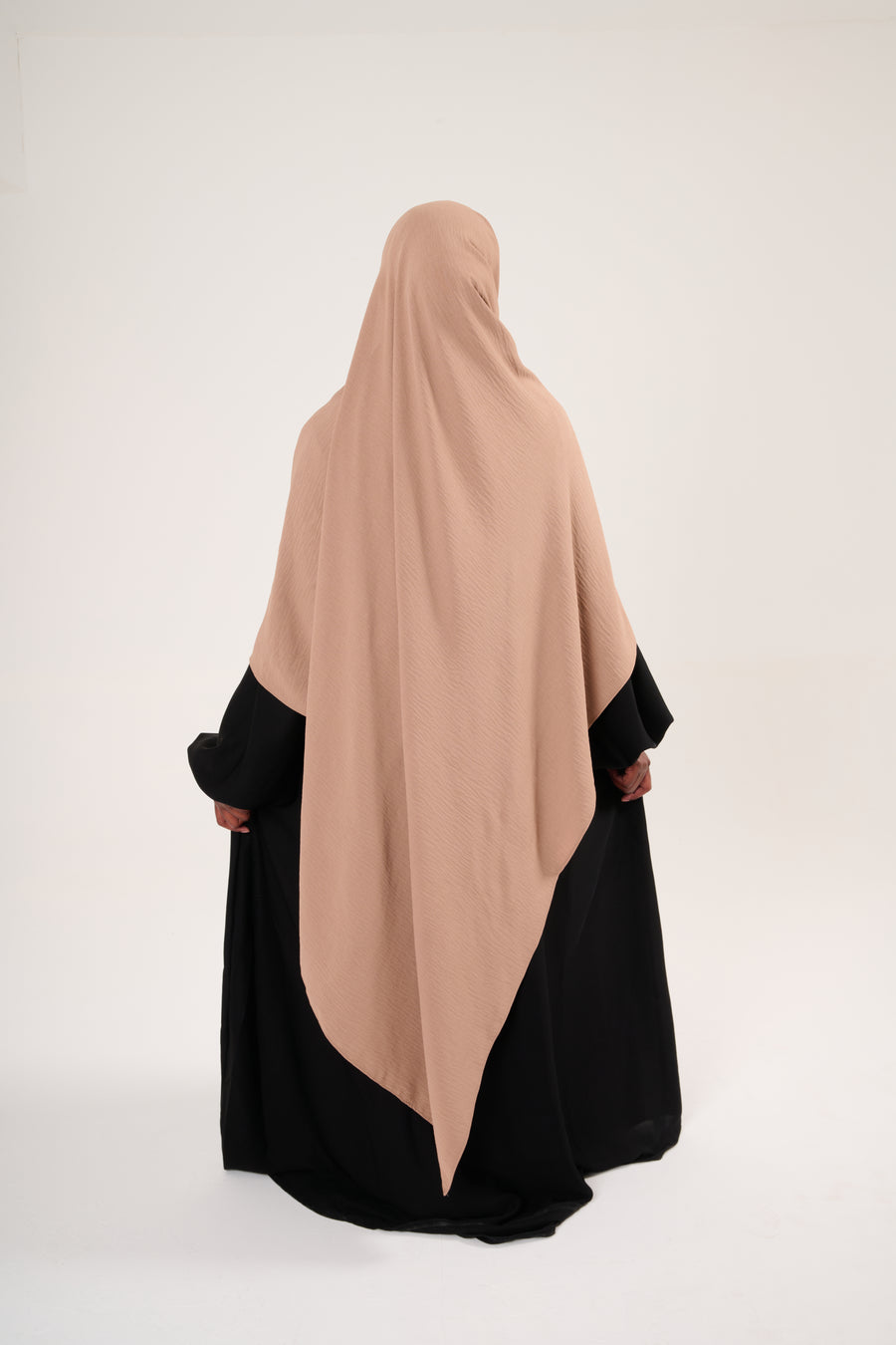 Hijab Hajar Jazz à clips : l'élégance au quotidien