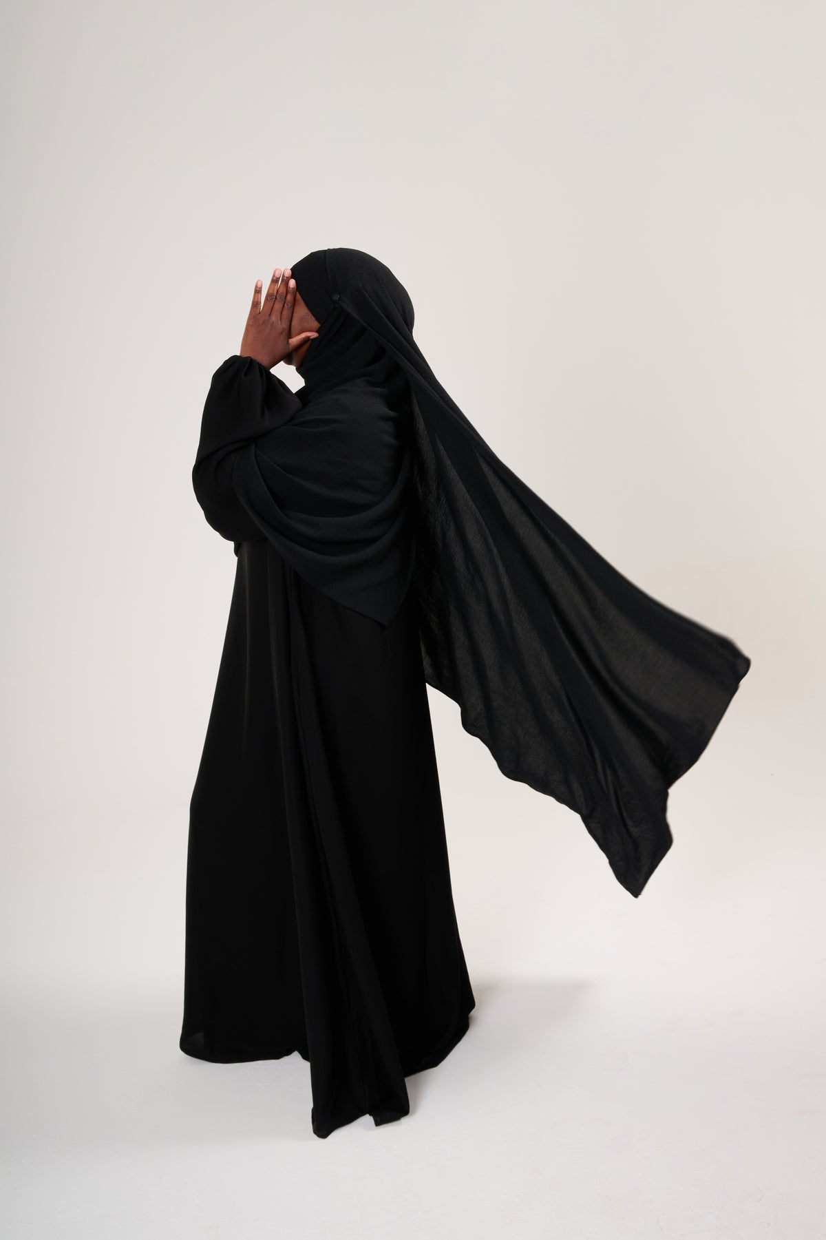 Hijab Hajar Jazz à clips : l'élégance au quotidien