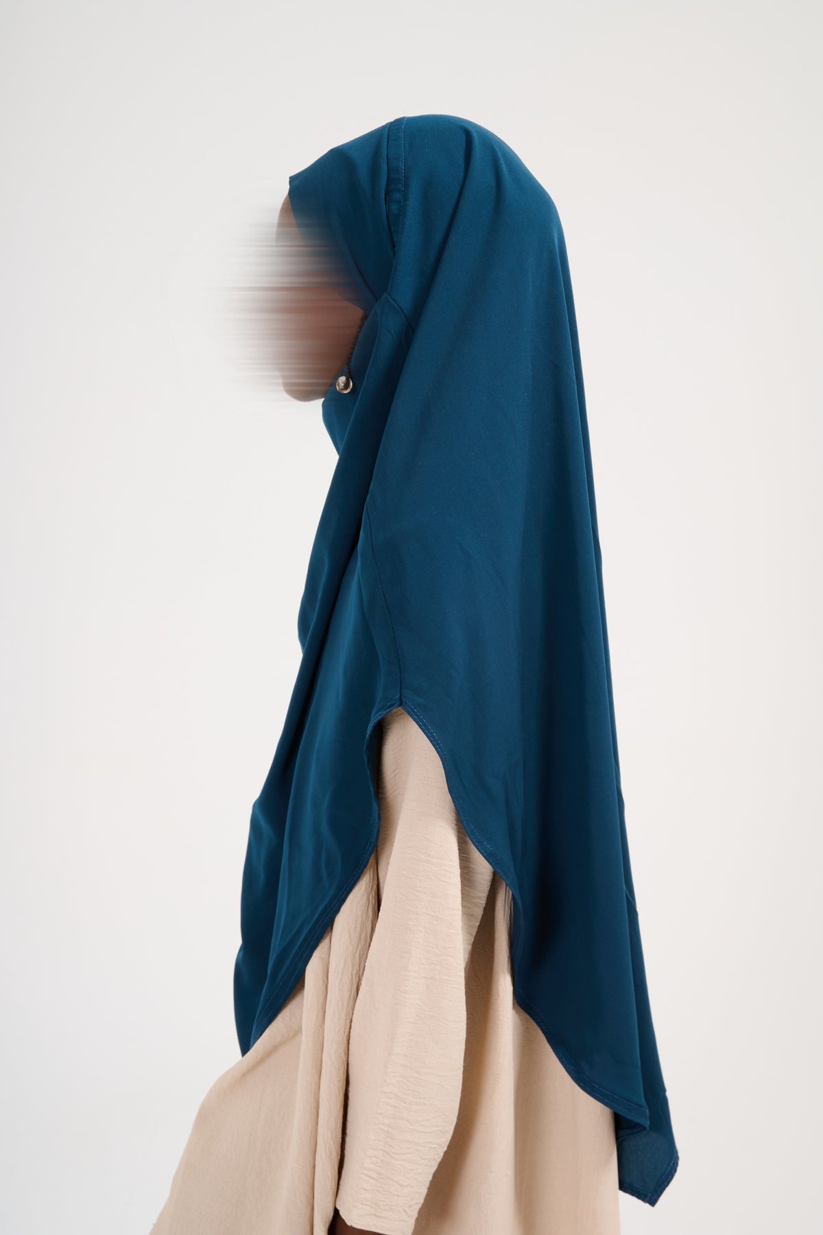 Khimar Soumaya Enfant : initier en douceur, sans contrainte.