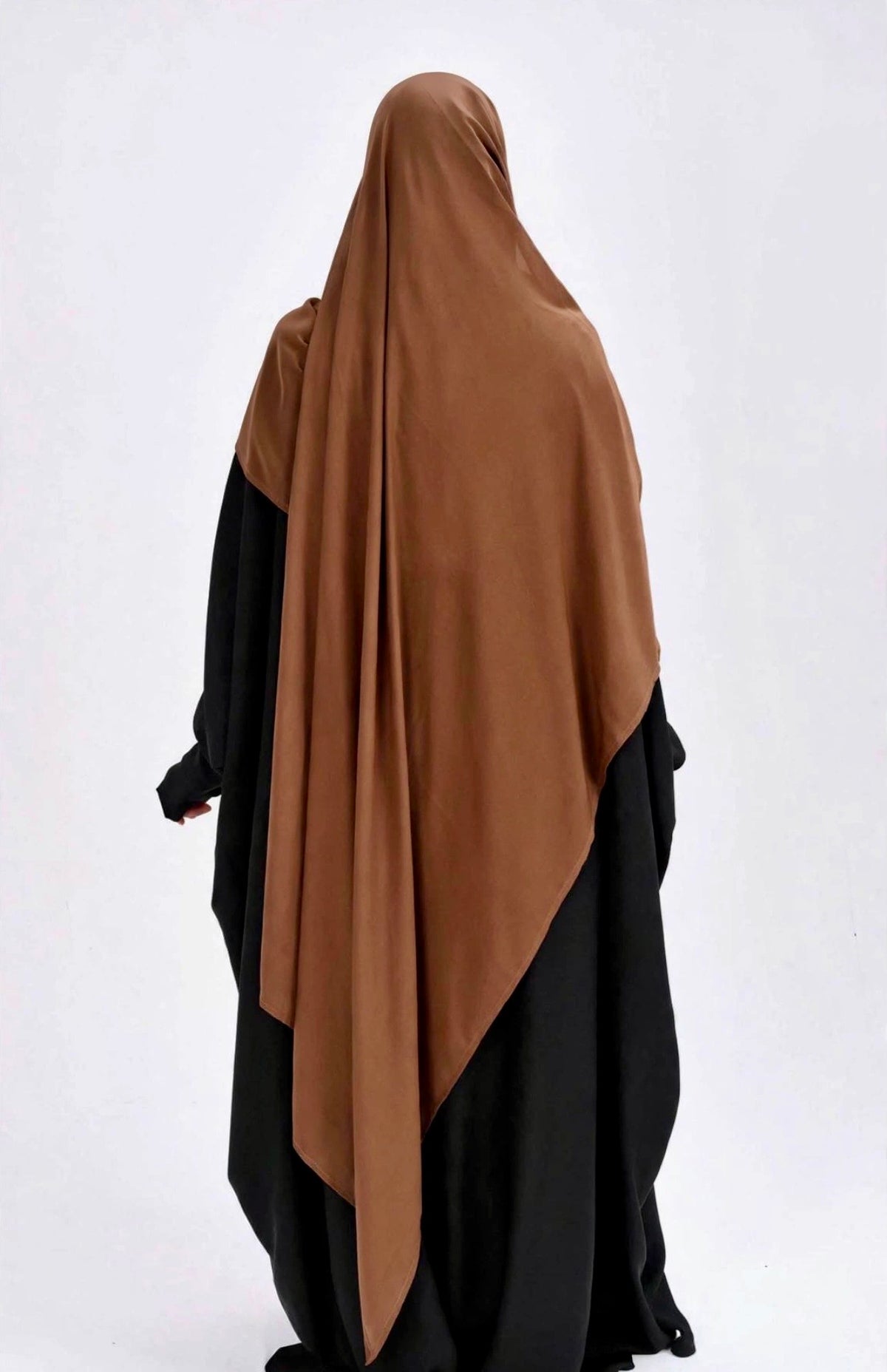Hijab Hajar à clips mousseline saoudienne : le hijab que toutes nos clientes redemandent.