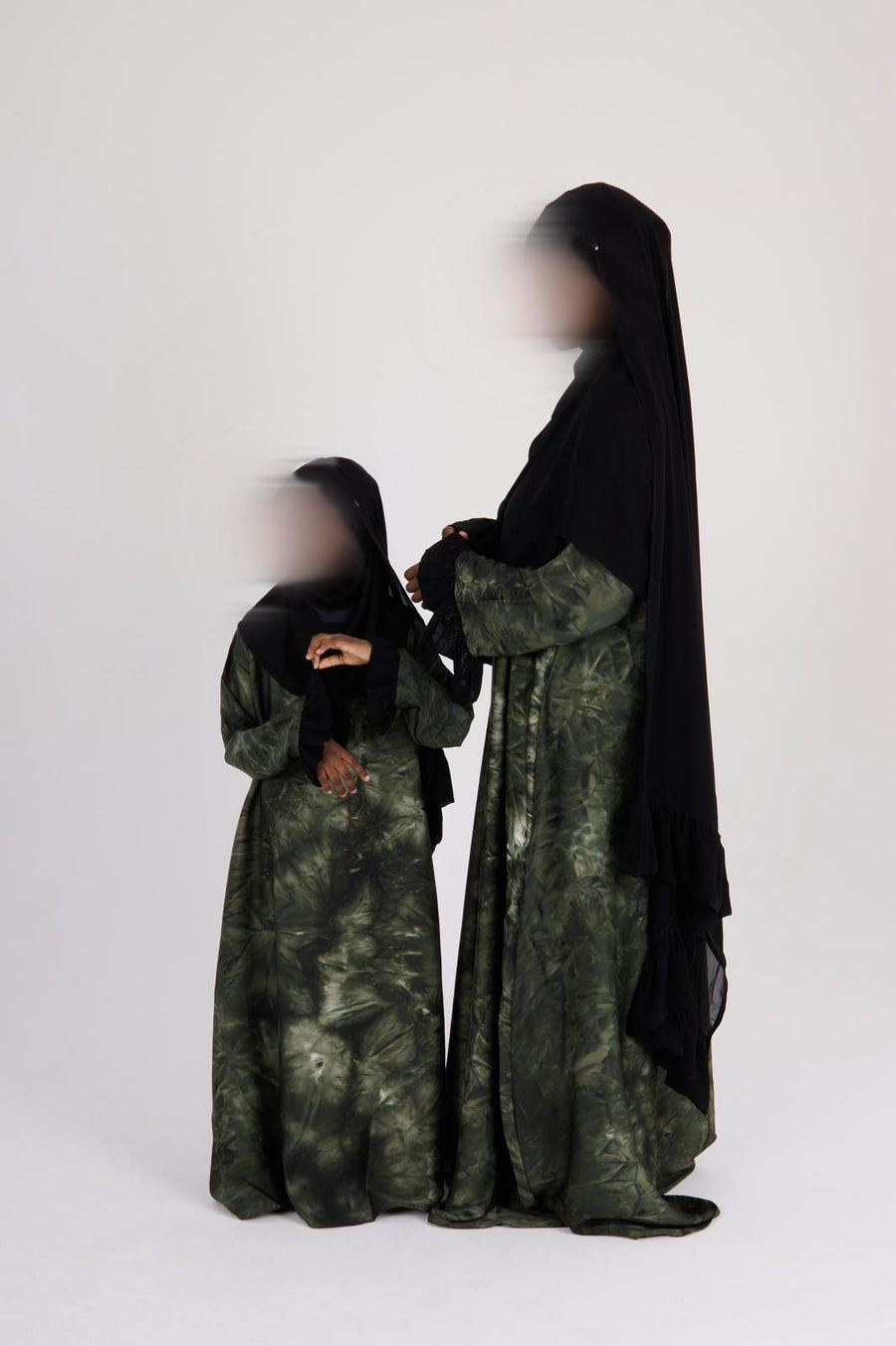 L'Aïd en duo Mère-Fille : deux tenues assorties pour un souvenir inoubliable.